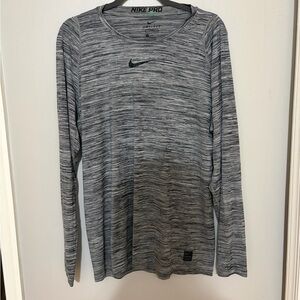 Nike Pro Men's Black and Gray Long Sleeve Tee
